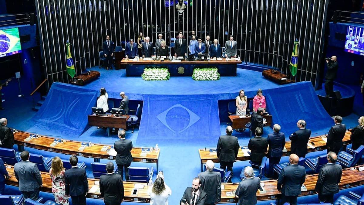 Senado explica regime de trabalho para 2023 e retorno ao trabalho presencial