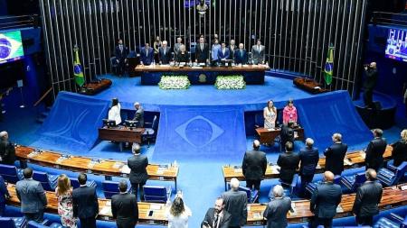 Senado explicou regime de trabalho aprovado após acordo de líderes
