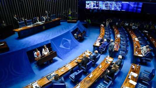 Senado Federal aprovou MP do salário mínimo nesta quinta-feira (24)