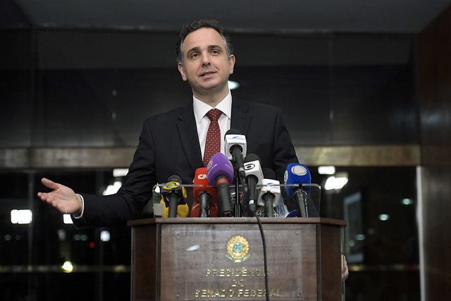Pacheco sai de férias e adia negociação com governo sobre ministério