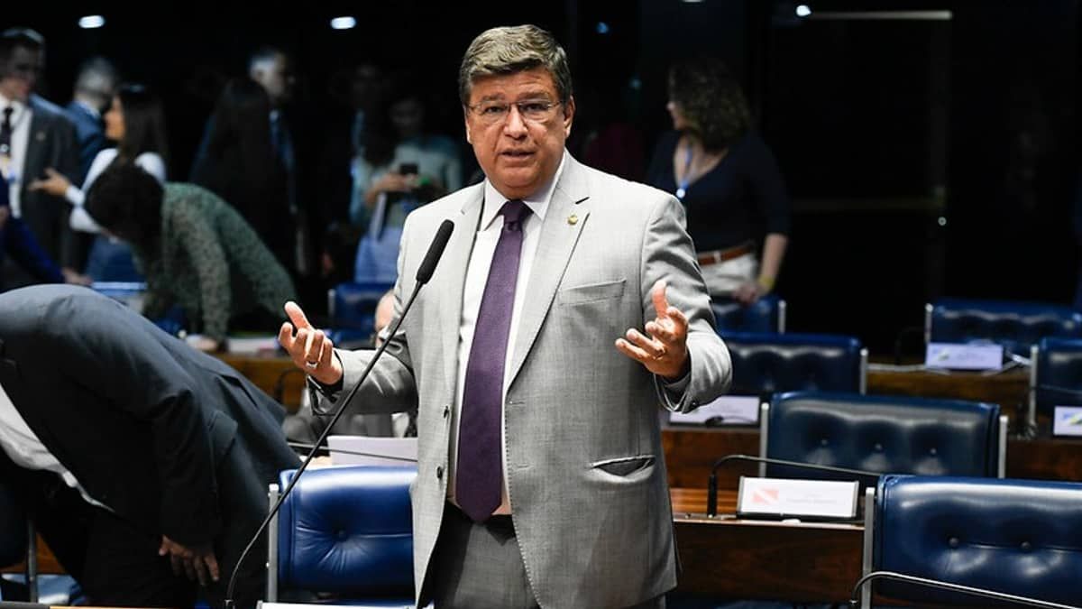 Senador quer depoimento de chanceler após ataques do Hamas a Israel