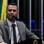 Cleitinho diz que prisão de Daniel Silveira foi 'ilegal'