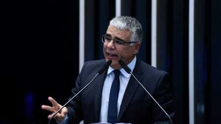Senador Eduardo Girão