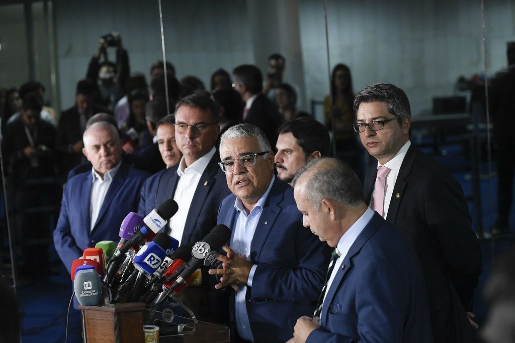 Oposição se reúne com Pacheco e pressiona Lira por PEC do Fim do Foro Privilegiado