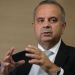 Candidato à presidência do Senado, Marinho critica bloqueio de parlamentares nas redes 