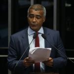 Romário é internado com infecção intestinal no Rio de Janeiro 