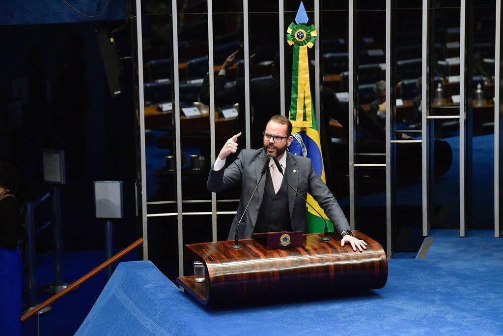 TSE suspende julgamento de pedido de cassação do senador Jorge Seif; saiba o que está em jogo