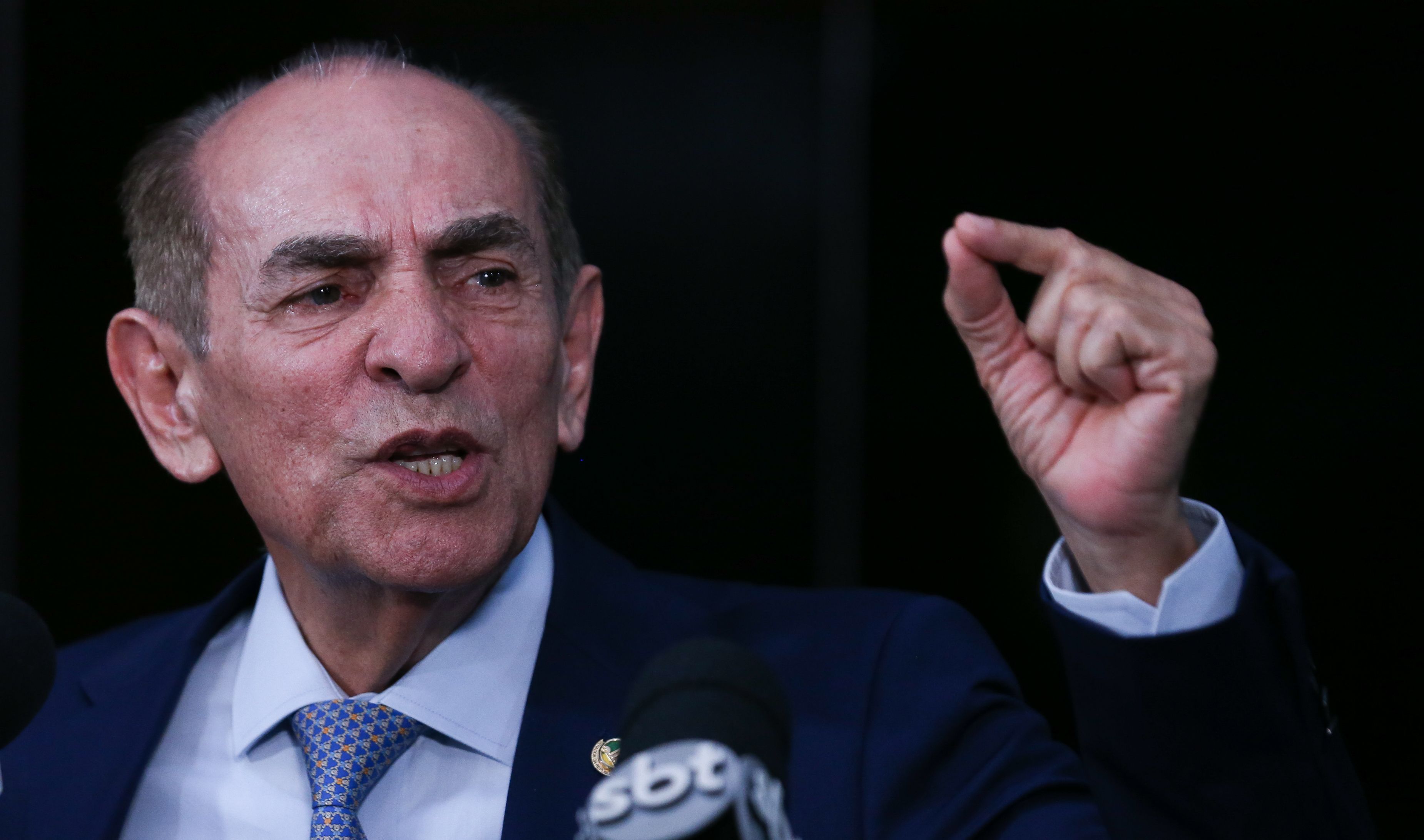PEC que acaba com reeleição e amplia mandatos é apresentada aos líderes do Senado