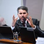 Projeto que mantém desoneração para setores em 2024 deverá ser votado na quarta-feira, diz líder da oposição