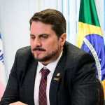 Marcos do Val apresenta licença médica no Senado e vai deixar CPMI do 8 de janeiro