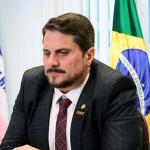 Marcos do Val terá que usar tornozeleira eletrônica após descumprir ordem e viajar aos EUA