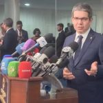 Para tentar cumprir meta fiscal, governo tem pressa de aprovar PL das offshores