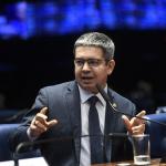 Solução definitiva sobre imbróglio da desoneração sairá nos próximos dias, afirma Randolfe