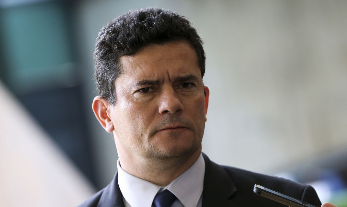Ex-colega de ministério, Moro defende investigações contra Ciro Nogueira
