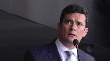 Senador Sergio Moro usou as redes para questionar nome de usuário com 'Lula Livre' por investigado pela PF
