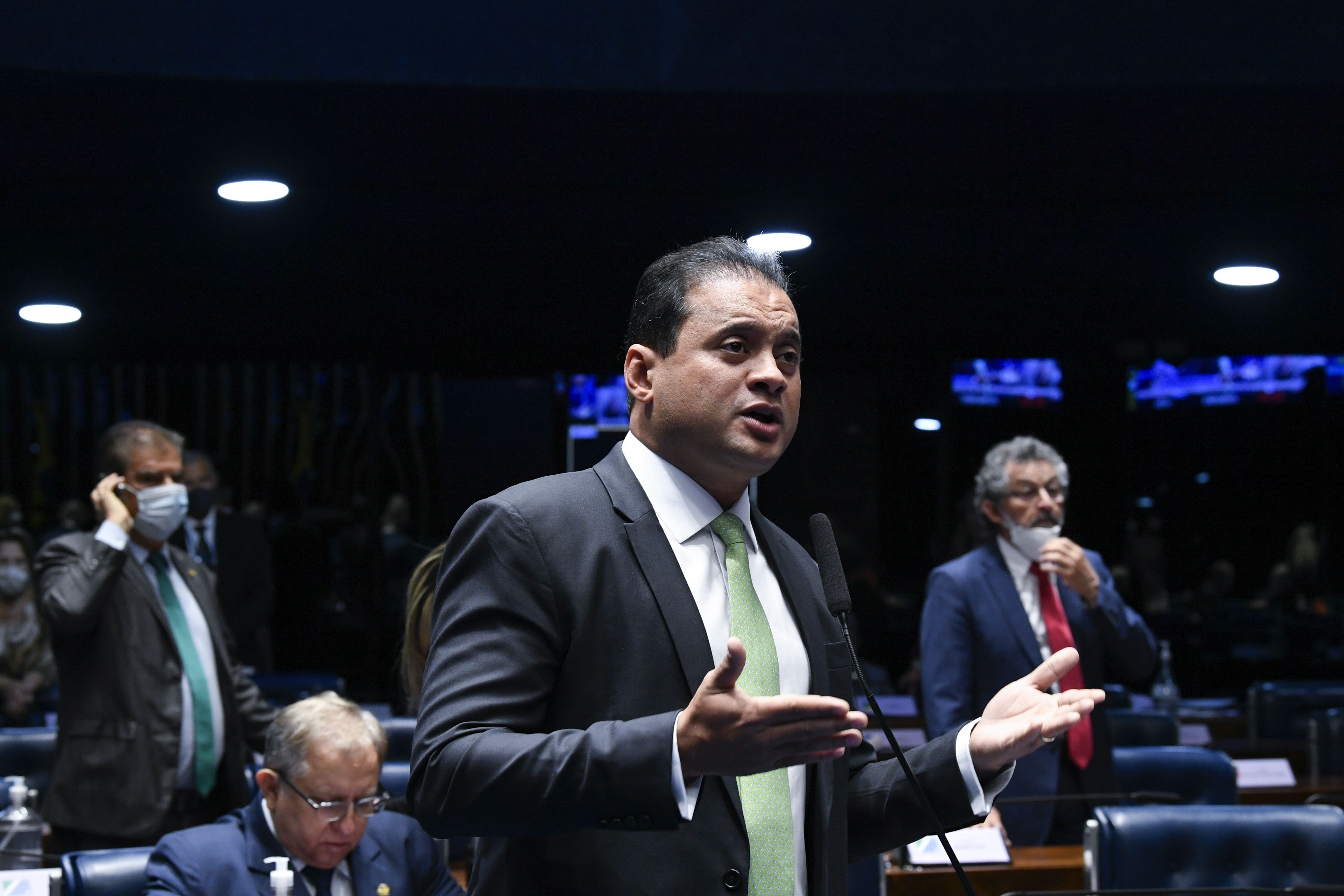 Relator projeta que indicação de Flávio Dino ao STF terá até 62 votos favoráveis no plenário do Senado
