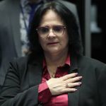 Damares protesta contra possível volta do DPVAT e chama Haddad de 'ministro dos impostos'