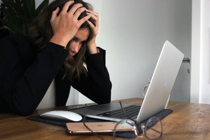 Casos de assédio no trabalho chegam a quase dois mil