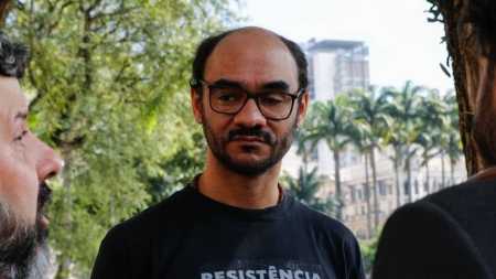 Sérgio Andrade da Silva perdeu o olho esquerdo ao ser atingido por bala de borracha enquanto cobra manifestação em 2013