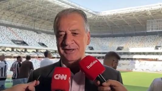 Sérgio Coelho se emocionou durante entrevista concedida na Arena MRV