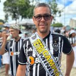 Torcedor do Atlético descarta 'zica' e veste faixa do tetra do Mineiro