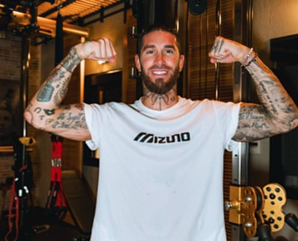 Torcidas de Cruzeiro e Corinthians invadem redes de Sergio Ramos em meio a rumores