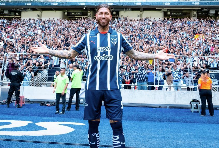 Sergio Ramos é apresentado em novo clube, revela objetivos e dá prazo para estreia
