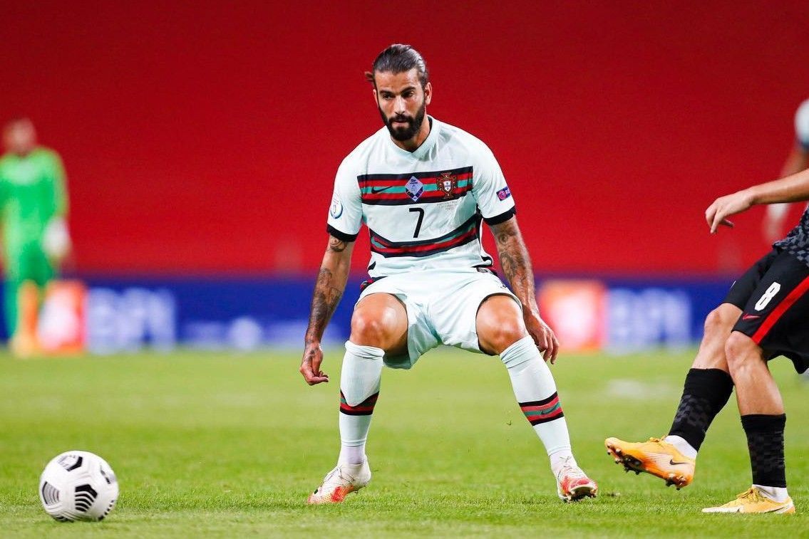 Sport encaminha contratação de ex-meia da Seleção Portuguesa