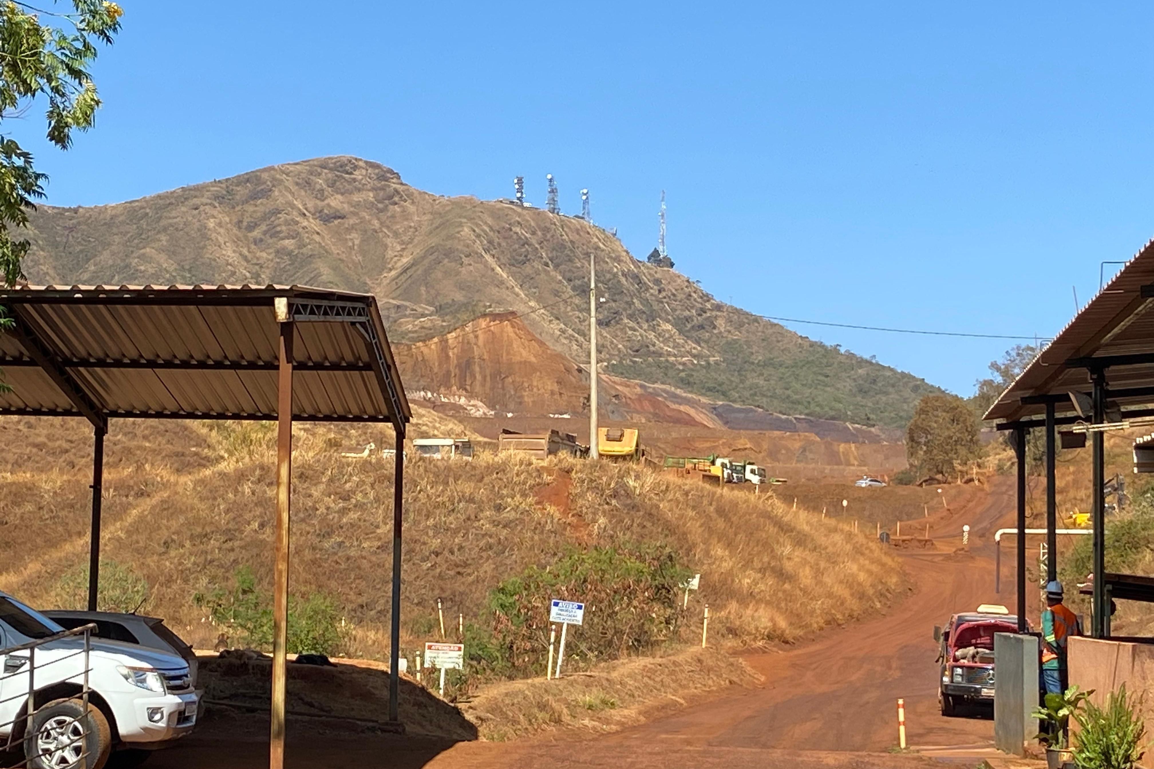 Minério extraído de mina na Serra do Curral, em BH, seria levado para outra cidade de MG