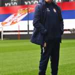 Técnico da Sérvia pede demissão após derrota para Albânia e vaga ameaçada na Copa