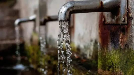 Serviço de abastecimento de água foi interrompido em diversas regiões de Matozinhos (MG), neste sábado (9)