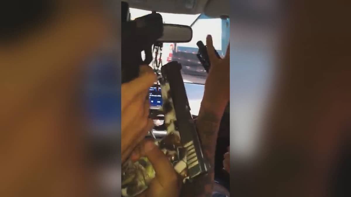 Serviço de inteligência de SP encontra vídeos que ligariam mortos, em confronto com a Polícia, ao tráfico