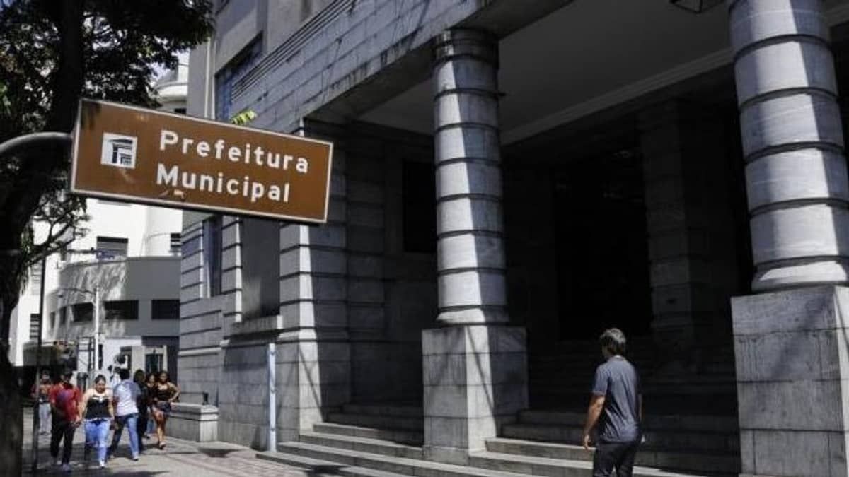 Servidores ativos e aposentados da PBH podem ganhar aumento de 5,93%