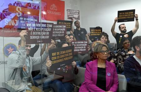 Regime de Recuperação Fiscal: servidores protestam, mais uma vez, contra aprovação do projeto