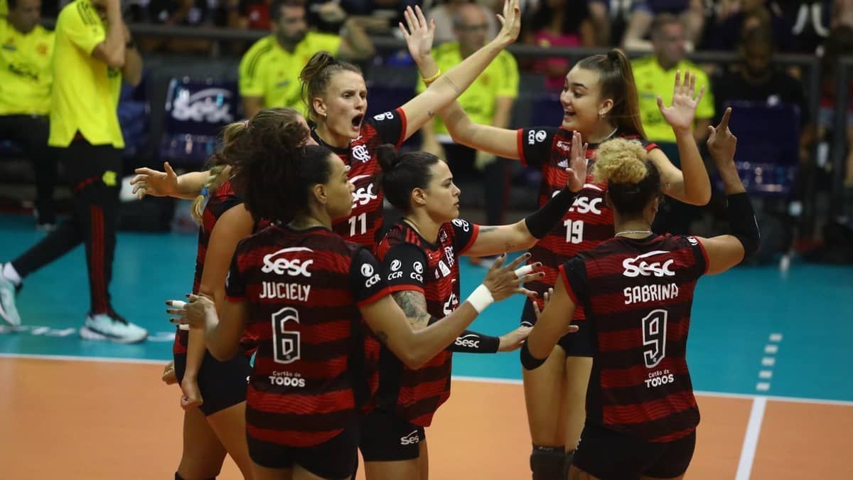 Sesc Flamengo vence Praia Clube e se aproxima da final da Superliga Feminina