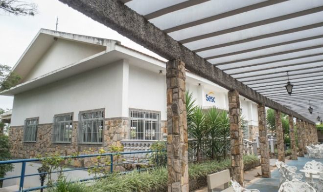 Programa de alfabetização gratuito do Sesc abre vagas para 2024; veja como se inscrever
