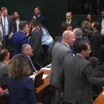 Janones diz que registrou B.O. na Polícia Federal após ameaça de deputado Alberto Fraga