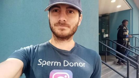 Sete mulheres aguardam bebês gerados com o esperma de Gordy