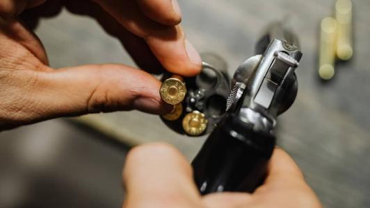 Sete pessoas ficaram feridas no crime