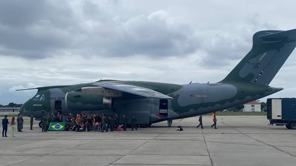 Itamaraty não prevê mais voos de repatriação em Israel e aguarda saída de brasileiros de Gaza