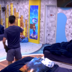 Seu Fifi entra em ação no BBB 25 e captura conversas polêmicas