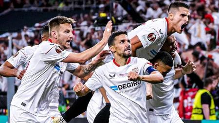 Sevilla comemorou sétimo título da competição nesta quarta (31)