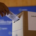 Eleições na Argentina: votação presidencial é encerrada com 75% de participação