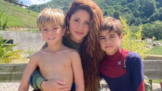 Shakira e os filhos Sasha e Milan