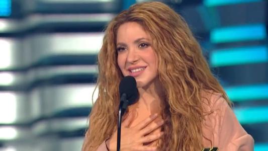 Shakira faz discurso após receber prêmio Michael Jackson