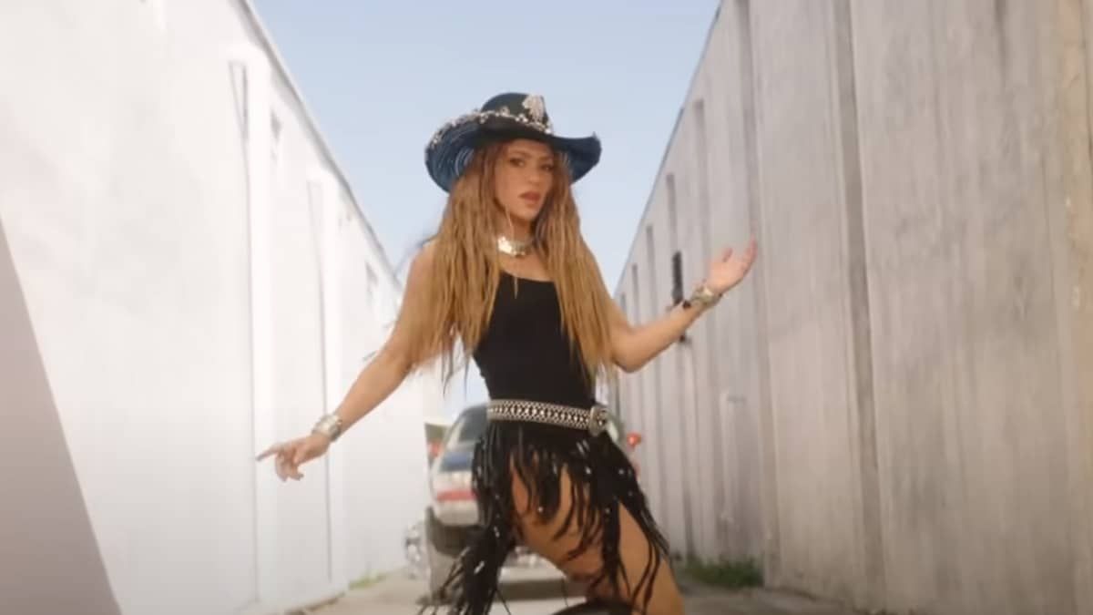 Em nova música, Shakira homenageia babá que descobriu traição de Piqué