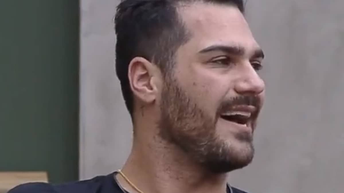Shayan detona Deolane em A Fazenda 15: ‘máscara caiu’