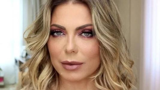 Sheila Mello diz que está em processo de equilíbrio mental e espiritual