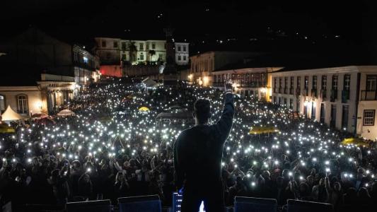 Show de Dilsinho na Praça Tiradentes