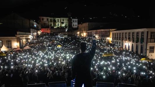 Show de Dilsinho no Festival de inverno de Ouro Preto